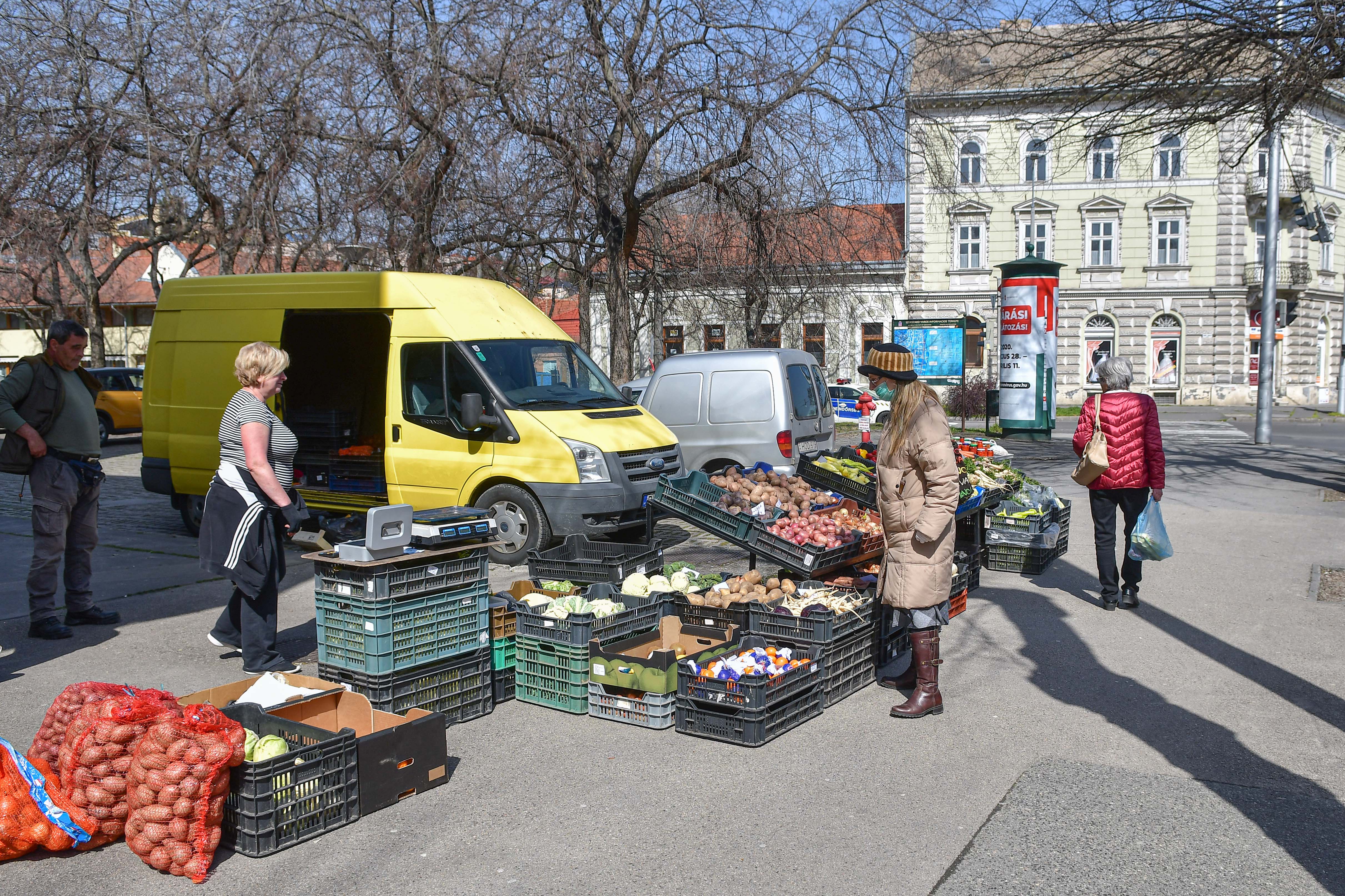 A közterületi árusok jó alternatívát jelentenek
