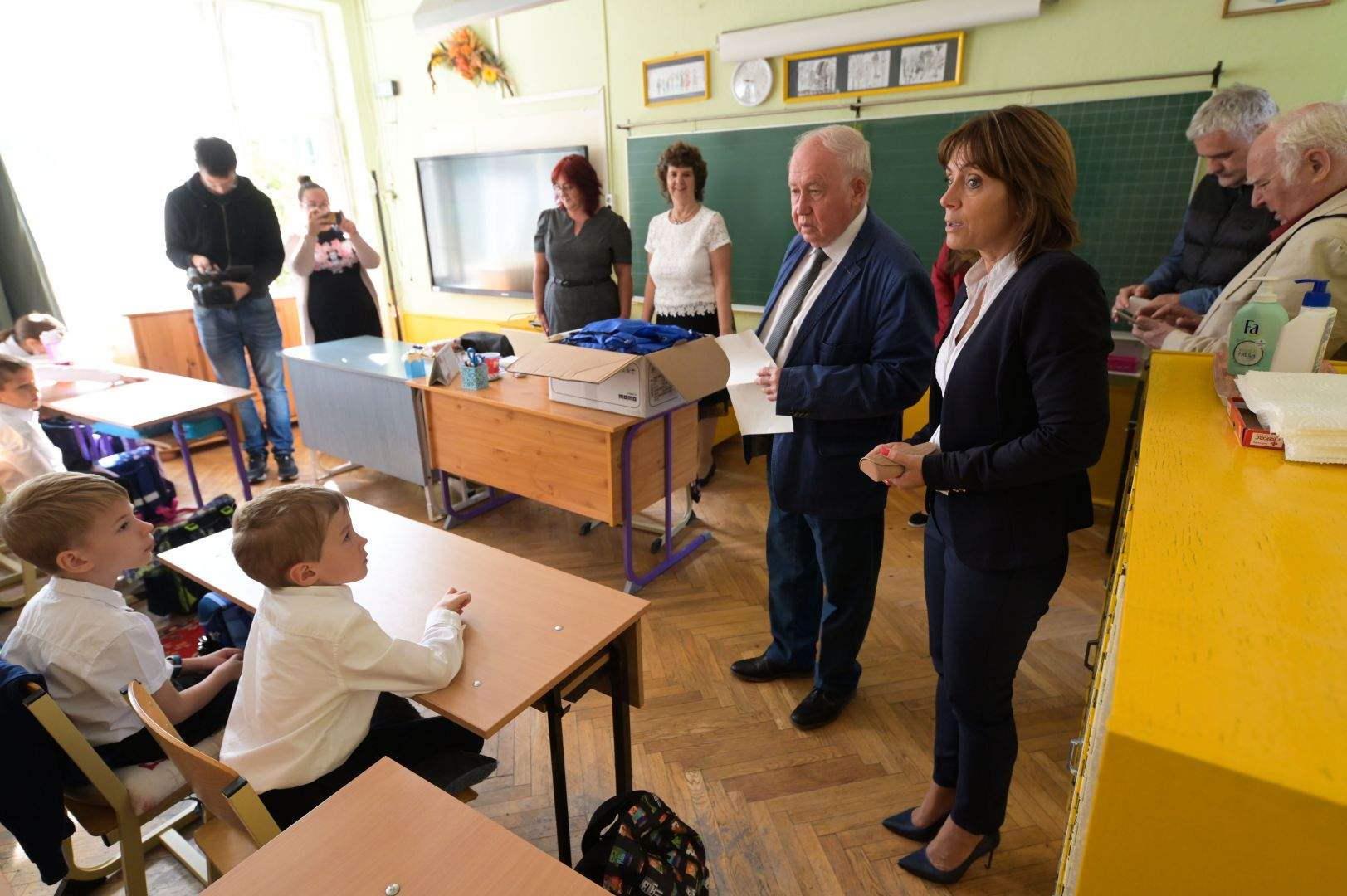 Ajándékkal kezdték a tanévet az elsősök