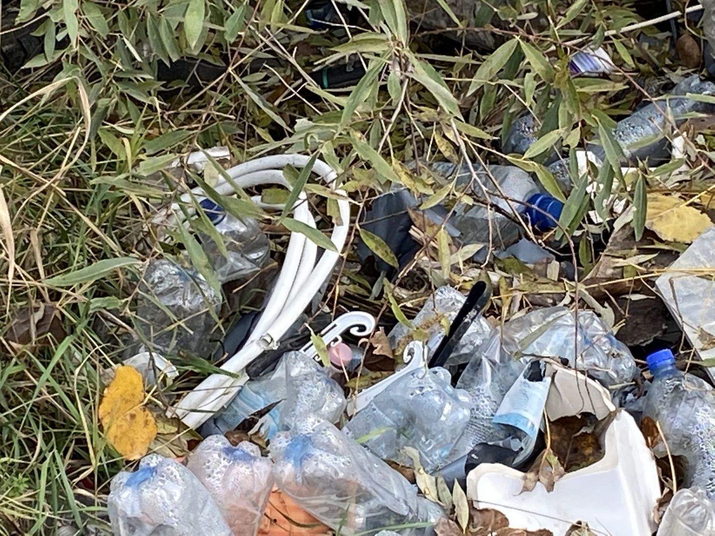 Újabb illegális hulladéklerakókat számol fel az önkormányzat