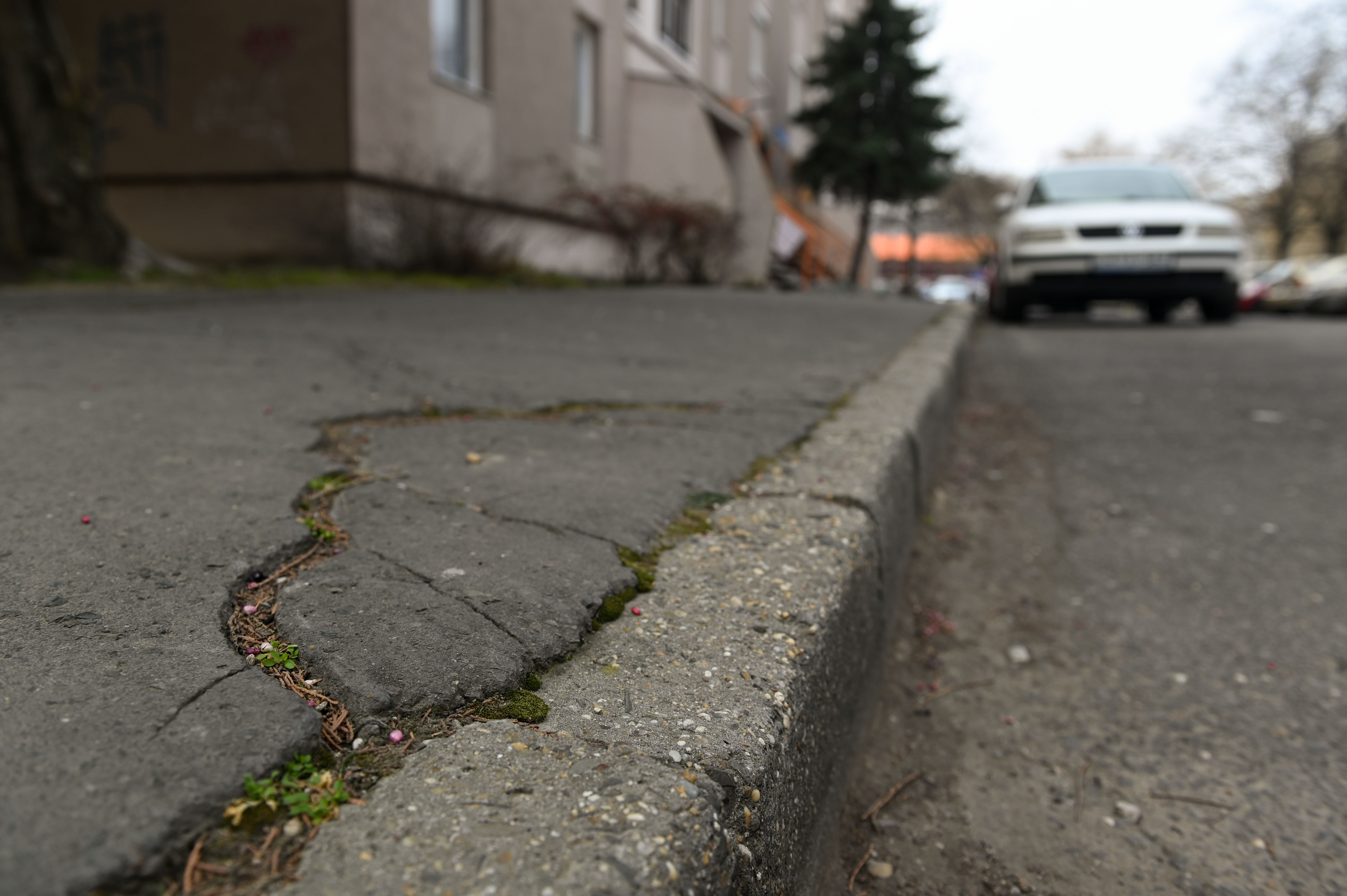 Járdafelújításra pályázott az önkormányzat