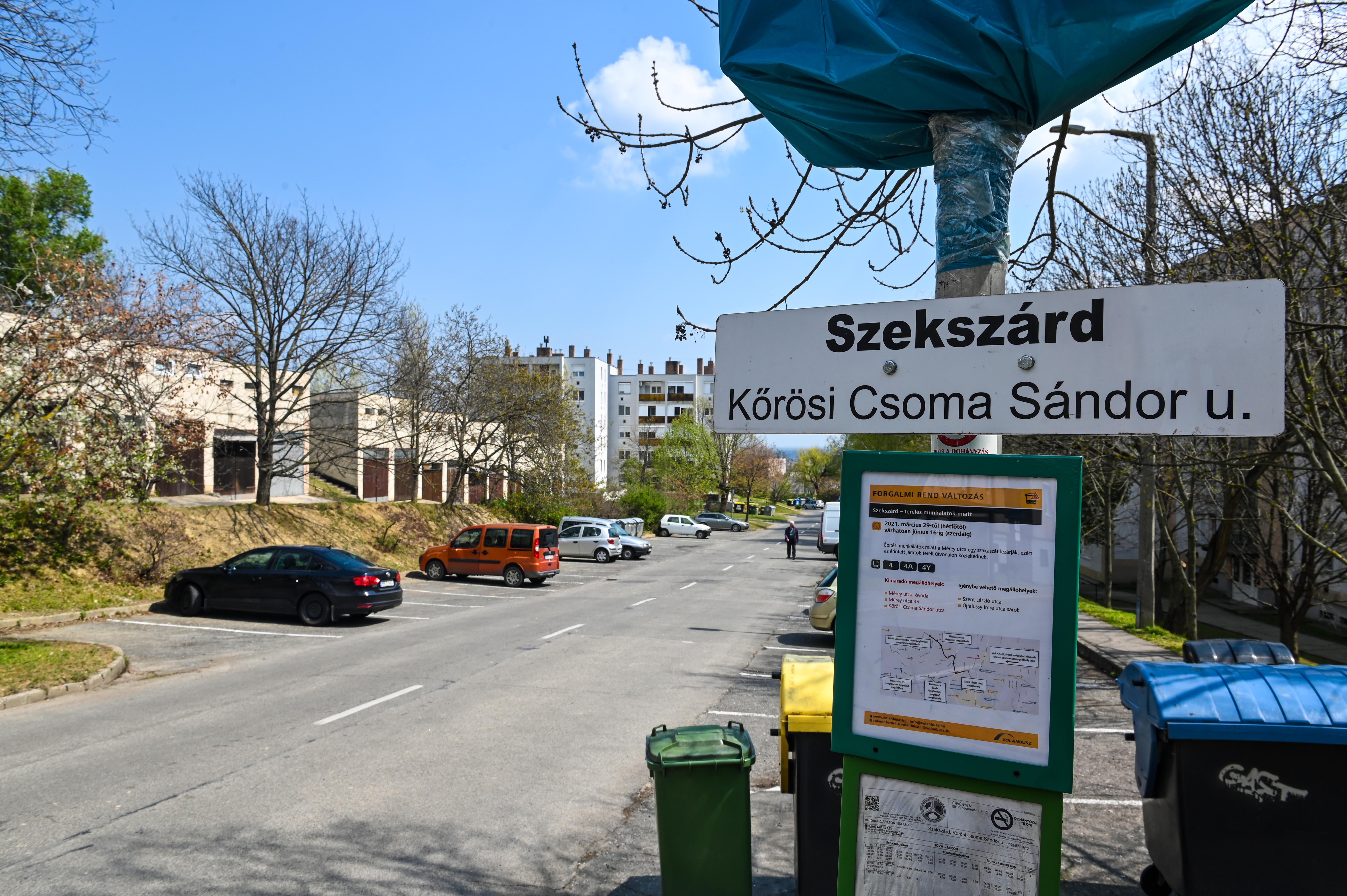 Hétfőtől újra jár a busz a Kőrösi utcában